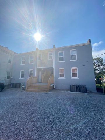 531 Charlotte St, Kansas City, MO 64106