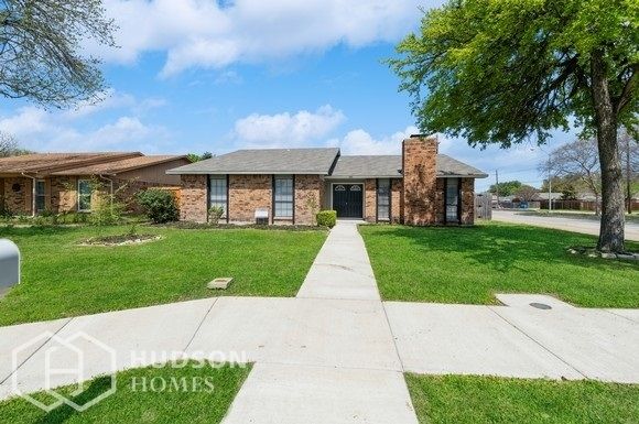 8609 Kensington Dr, Rowlett, TX 75088