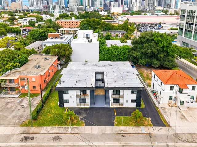 635 SW 7th Ct #4, Miami, FL 33130