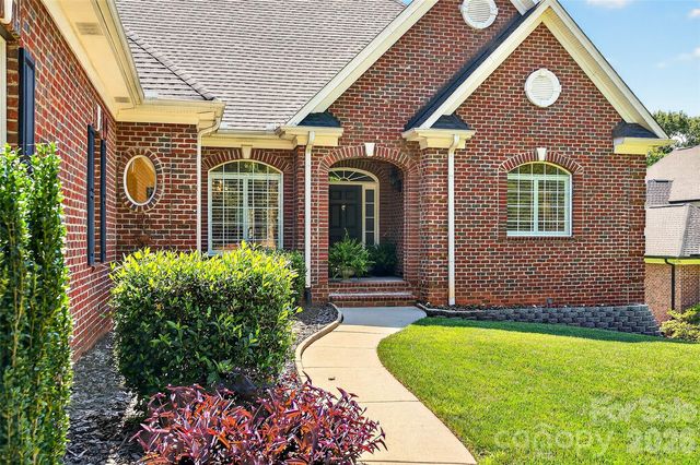 3574 Live Oaks Ave, Terrell, NC 28682