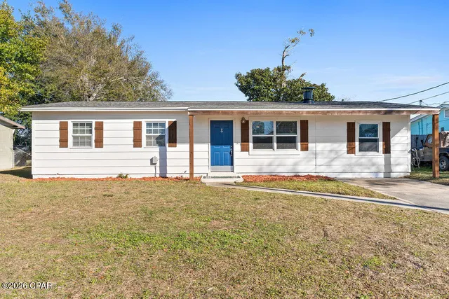 808 Forestdale Ave, Panama City, FL 32401