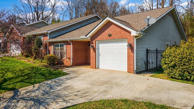 5331 Blue Star Dr, Knoxville, TN 37914
