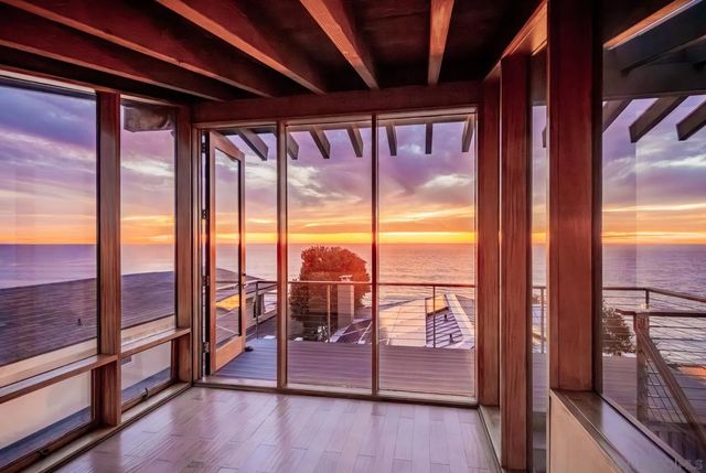 330 Neptune Ave, Encinitas, CA 92024