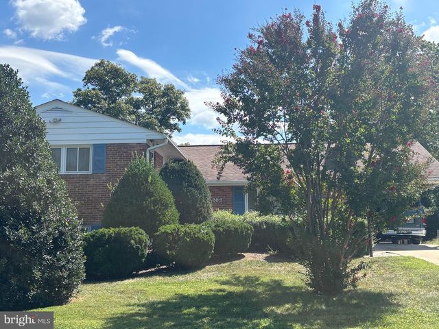 4209 Brandon Ln, Beltsville, MD 20705