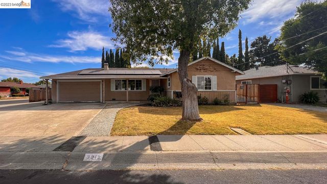 3212 Esperanza Dr, Concord, CA 94519