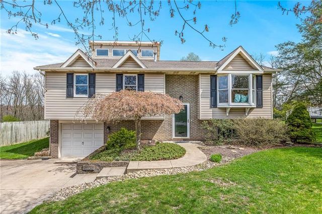 104 Whitney Dr, Cranberry Township, PA 16066