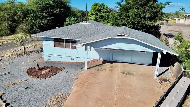 205 Ala Malama Ave, Kaunakakai, HI 96748