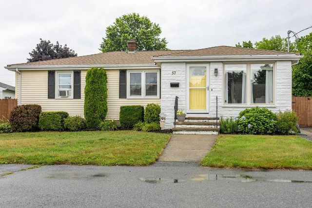 57 Bolton St, Cranston, RI 02920