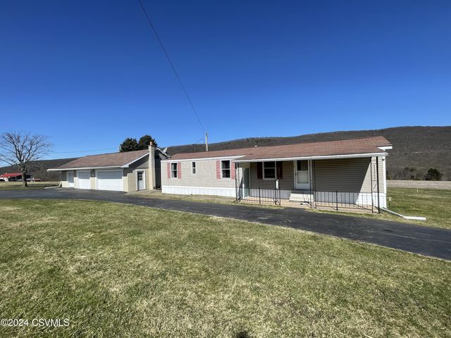 121 Scotch Valley Dr, Bloomsburg, PA 17815