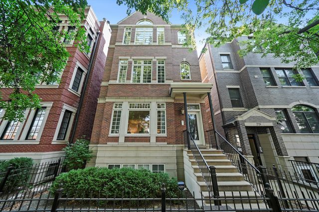 2731 N  Wilton Ave #2, Chicago, IL 60614