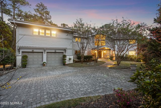 805 Gull Point Road, Wilmington, NC 28405