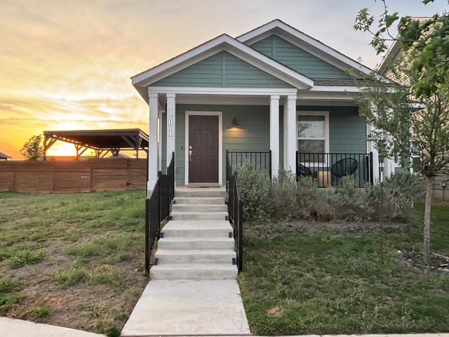101 Buenos Aires, Kyle, TX 78640