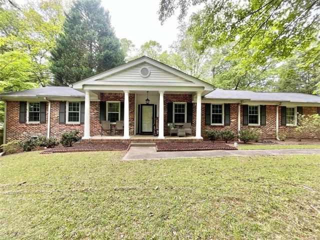 3154 Barkside Ct, Atlanta, GA 30341