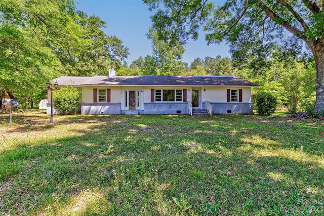 251 Old 87 Rd, Riegelwood, NC 28456