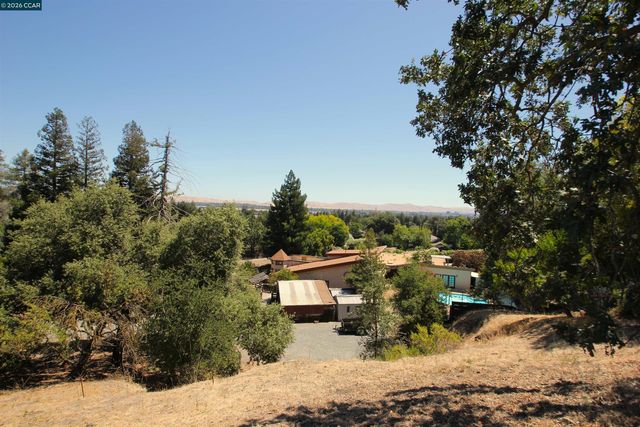 159 Ironwood Dr, Pacheco, CA 94553