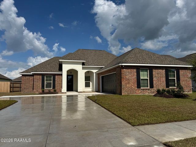 207 Grimmon Rd, Youngsville, LA 70592