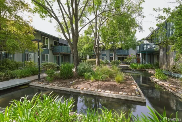 1036 Oak Grove Rd #60, Concord, CA 94521
