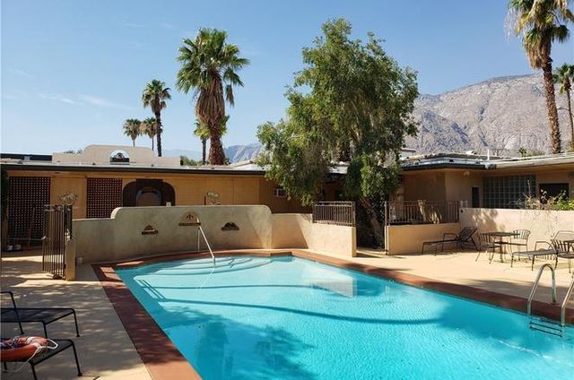1380 N  Indian Canyon Dr   #3, Palm Springs, CA 92262