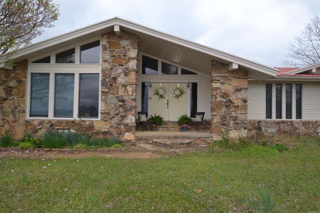 877 Honeysuckle Rd, Bald Knob, AR 72010