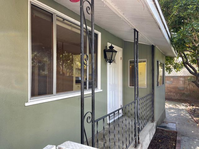 5323 Bellingham Ave #1/2, Valley Village, CA 91607