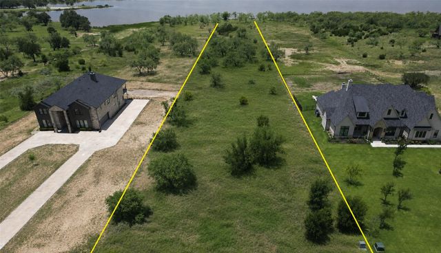 934 Frog Branch Ct, Graford, TX 76449