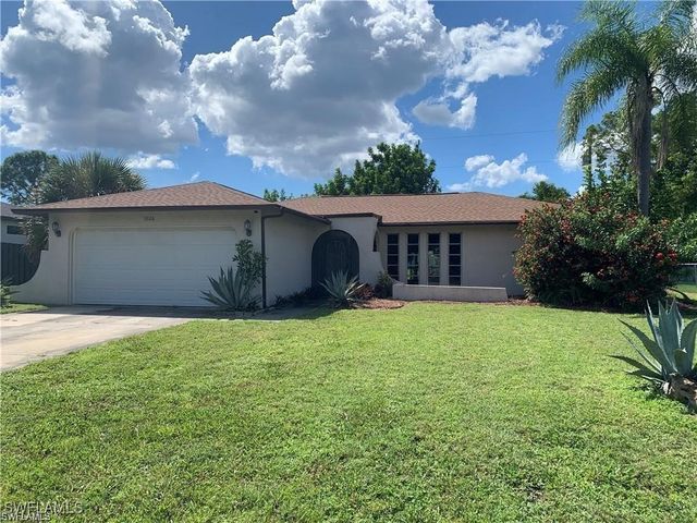 3926 Palm Tree Blvd, Cape Coral, FL 33904