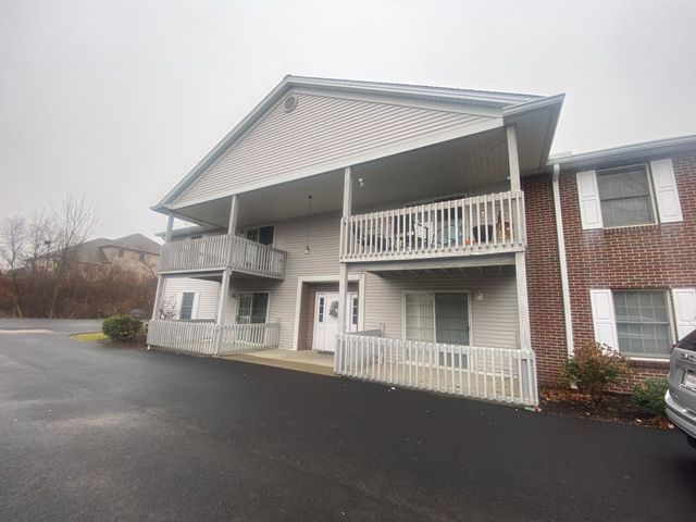 3733 Indian Run Dr   #3, Canfield, OH 44406