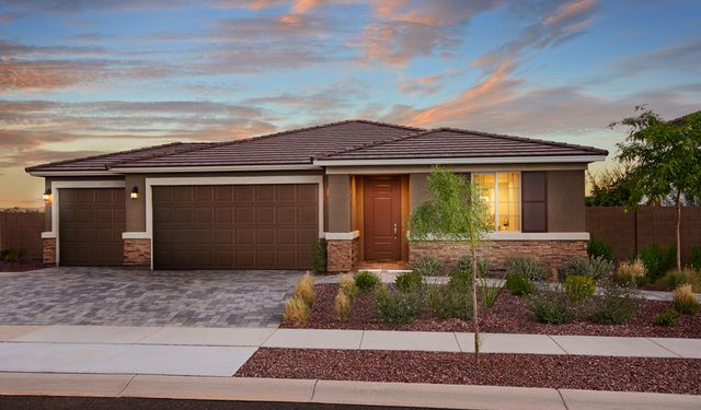 Raleigh Plan in The Preserve at Desert Oasis II, Surprise, AZ 85387