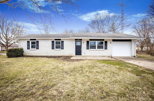 605 Oakland Dr, Eaton, OH 45320
