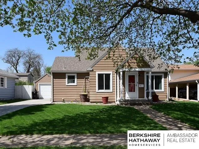 1921 N  Maxwell Ave, Fremont, NE 68025