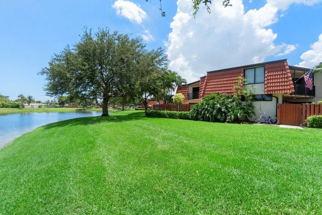 3765 Victoria Drive, West Palm Beach, FL 33406