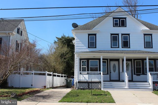 27 Church St, Glassboro, NJ 08028