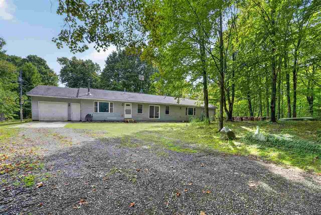 977 Jade Ave, East Jordan, MI 49727