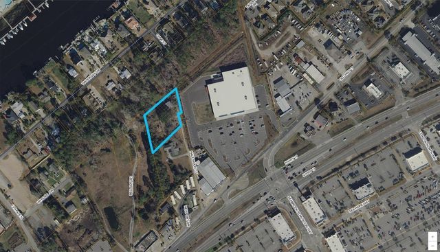 1327 Half Moon Ct. #1 acre adjacent to Kohls, North Myrtle Beach, SC 29582