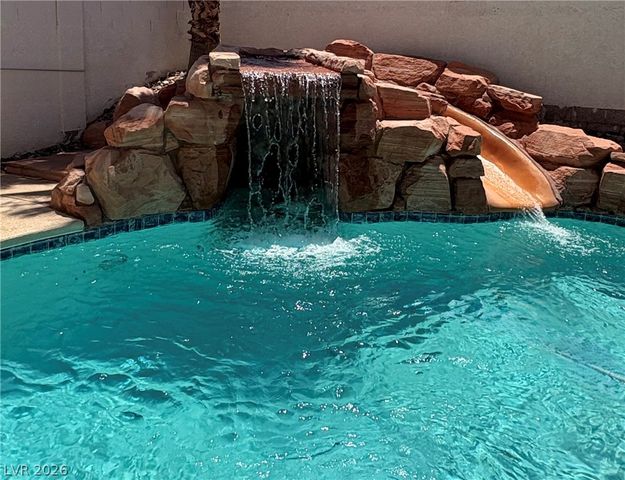 1899 Silver Bough Ct, Las Vegas, NV 89183
