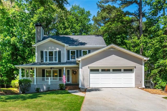 1307 Cobblestone Ln, Woodstock, GA 30189