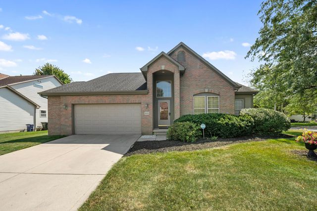 5931 Cove Point Ct, Columbus, OH 43228