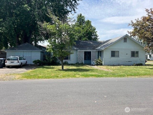 304 McCabe St, Walla Walla, WA 99362