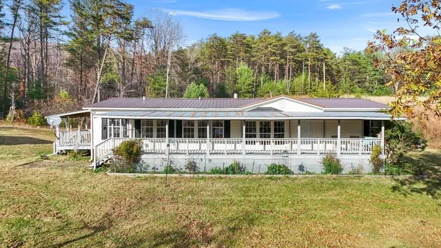 3390 Craig Creek Rd, Blacksburg, VA 24060