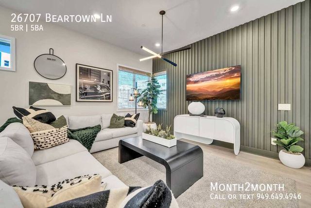 26707 Beartown Ln, Valencia, CA 91381