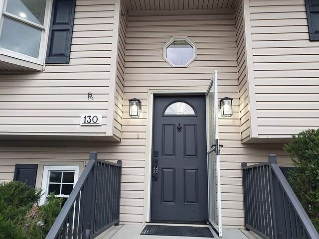 130 6th St, Middlesex, NJ 08846