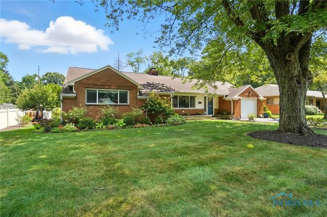 2918 Evergreen Rd, Toledo, OH 43606