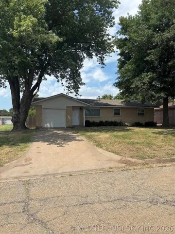 1436 E  Moses St, Cushing, OK 74023