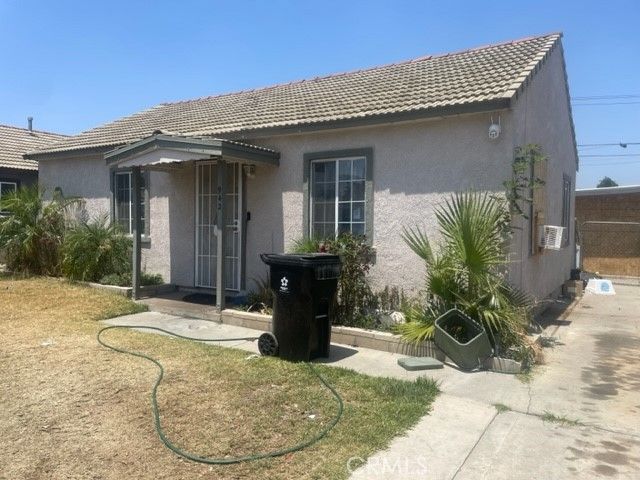 942 Florence Ave, Colton, CA 92324