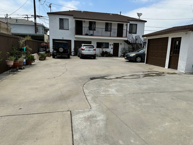 6137 Heliotrope Ave #A, Maywood, CA 90270