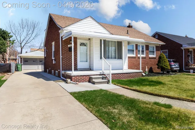 15044 Oceana Ave, Allen Park, MI 48101