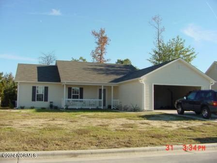 422 Spring Drive, Jacksonville, NC 28540