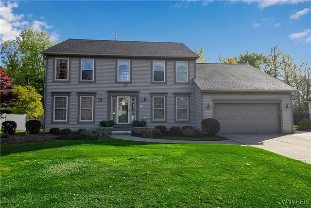 5215 Fox Trce, Williamsville, NY 14221