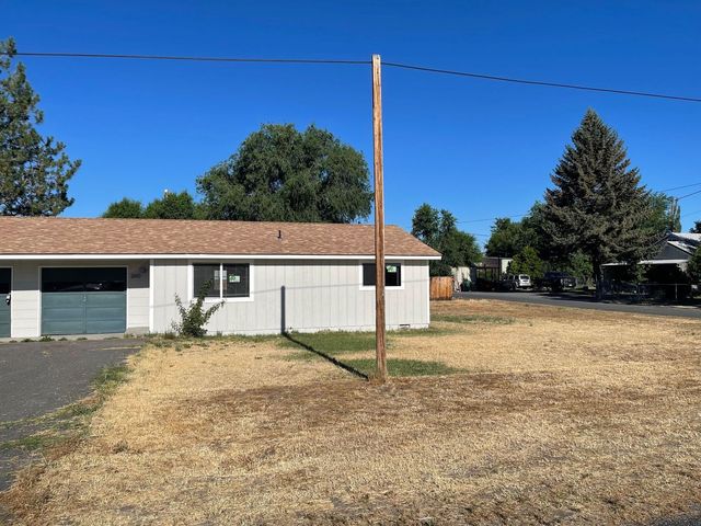 2610 N  7th St, Malin, OR 97632