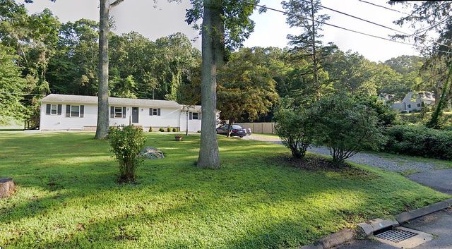 111 Rattling Valley Rd, Deep River, CT 06417